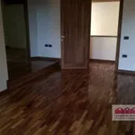 Rent 5 bedroom house of 220 m² in Torri