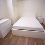 Rent a room in lisbon