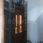 Rent 2 bedroom apartment of 65 m² in Milano