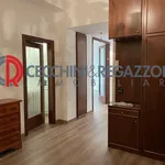 Rent 5 bedroom apartment of 147 m² in Milano