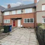 Rent 3 bedroom flat in North East England