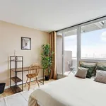 Rent a room in paris