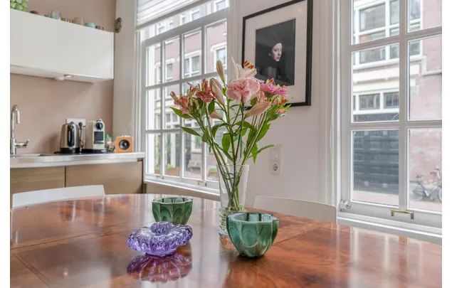 Huur 1 slaapkamer huis van 70 m² in Amsterdam