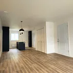 4 bedroom apartment of 979 sq. ft in Sherbrooke