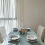 Rent 1 bedroom apartment of 592 m² in Málaga