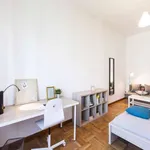 Rent a room in milan