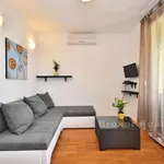 Rent 2 bedroom apartment of 70 m² in Split