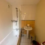 Rent 3 bedroom flat in Belfast