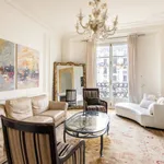 Rent 4 bedroom apartment of 141 m² in Paris