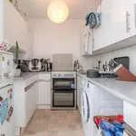 Rent 1 bedroom flat of 45 m² in Surrey