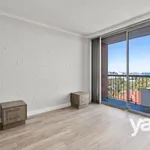 Rent 1 bedroom apartment in North Fremantle