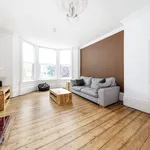 Rent 2 bedroom flat in Newcastle Upon Tyne