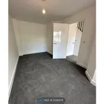 Rent 2 bedroom house in Leeds