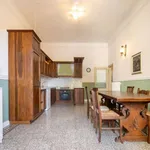 Rent 4 bedroom apartment of 250 m² in florence