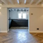 Huur 1 slaapkamer appartement van 80 m² in Den Haag