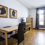 Rent 2 bedroom apartment of 45 m² in Madrid