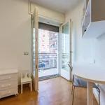 Rent 4 bedroom apartment of 120 m² in Milan