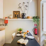 Rent 1 bedroom apartment of 40 m² in Lisbon