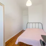 Rent a room in lisbon