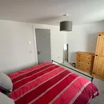 Rent 3 bedroom flat in North East England