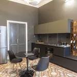 Rent a room of 230 m² in rome