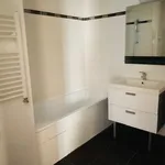 Rent 3 bedroom apartment of 68 m² in BORDEAUX