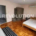 Rent 1 bedroom apartment of 160 m² in Varna