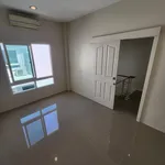 Rent 3 bedroom house of 200 m² in Krung Thep Maha Nakhon