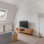 Rent 3 bedroom apartment of 85 m² in paris