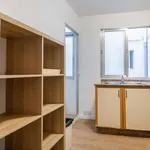 Rent a room of 85 m² in valencia