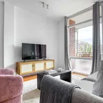 Rent 4 bedroom apartment of 98 m² in barcelona