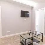 Rent 5 bedroom apartment in Barcelona