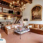 Rent 5 bedroom apartment of 150 m² in Florence