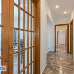 Rent 4 bedroom apartment of 140 m² in Rome