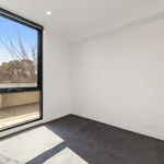 Rent 2 bedroom apartment in Hawthorn East