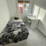 Rent 3 bedroom apartment in Barcelona