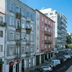 Rent 5 bedroom apartment in Lisbon