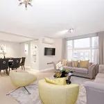 Rent 3 bedroom flat in London