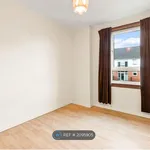 Rent 3 bedroom flat in Scotland