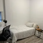 Rent 3 bedroom apartment in Valencia