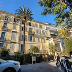 Appartement de 18 m² avec 1 chambre(s) en location à CANNES