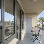 Rent 1 bedroom apartment in St Kilda