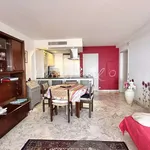 Appartement de 59 m² avec 3 chambre(s) en location à Nice