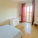 Rent 1 bedroom apartment of 65 m² in Torino