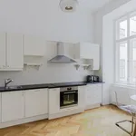 Miete 3 Schlafzimmer wohnung von 149 m² in Vienna