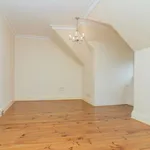 Rent 3 bedroom flat in Glasgow  West