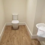 Rent 4 bedroom flat in West Midlands