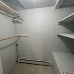 Rent 2 bedroom house in Queens