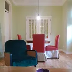 Rent 5 bedroom apartment of 95 m² in Lisboa