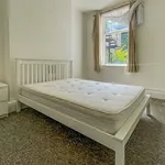 Rent 2 bedroom flat in Wales